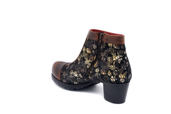 Ankle Boot model Lightning, manufactured in ACLI TESEO NEGRO Napa Cuero