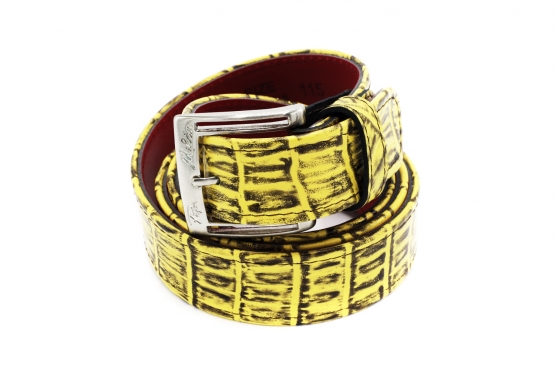 Modèle de ceinture Reptiles, fabriqué en alligator jaune.