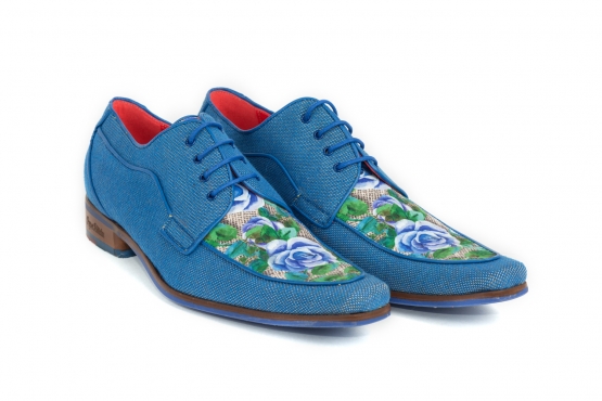  Modèle de chaussure Milany, fabriquée en pichu bleu fantaisie et M-30 marine