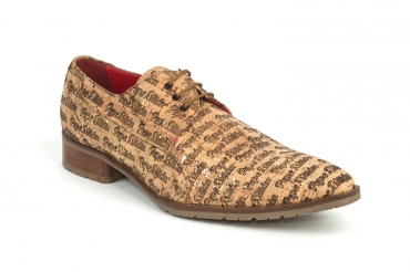 Modèle de chaussures de coeur d'or, en or liège Pepe Milan.