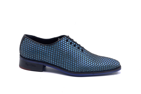 Modelo TRAVIS BLUE , fabricado en rejilla negra 