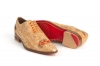 Zapato modelo Jade, fabricado en CORCHO LASCAS PLATA BORDADO PAVO REAL